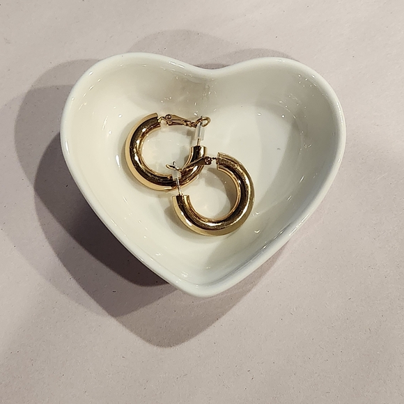 Chunky Gold-Toned Hoop Earrings - Picture 5 of 10